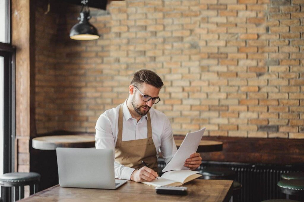 Top Restaurant KPIs to Track